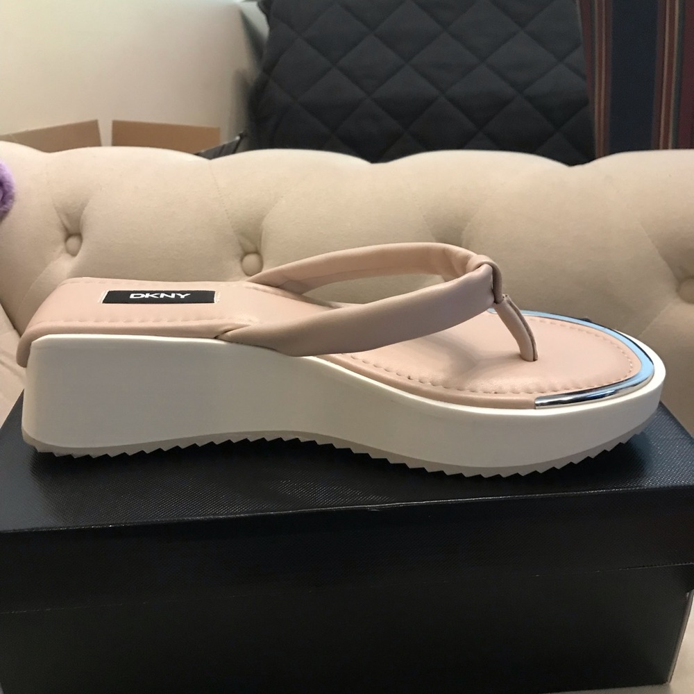 DKNY sandals